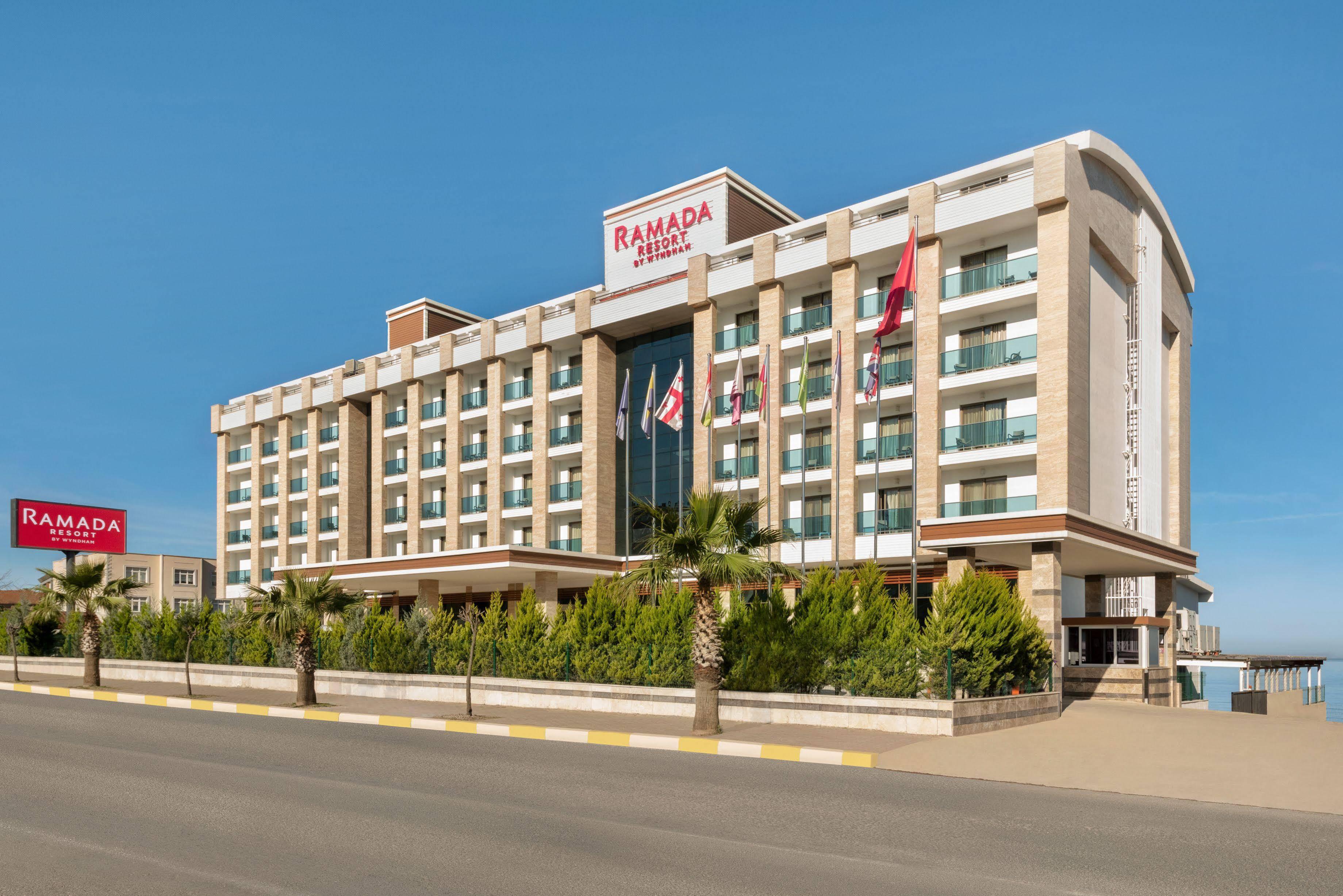 Ramada Resort By Wyndham Unye Extérieur photo