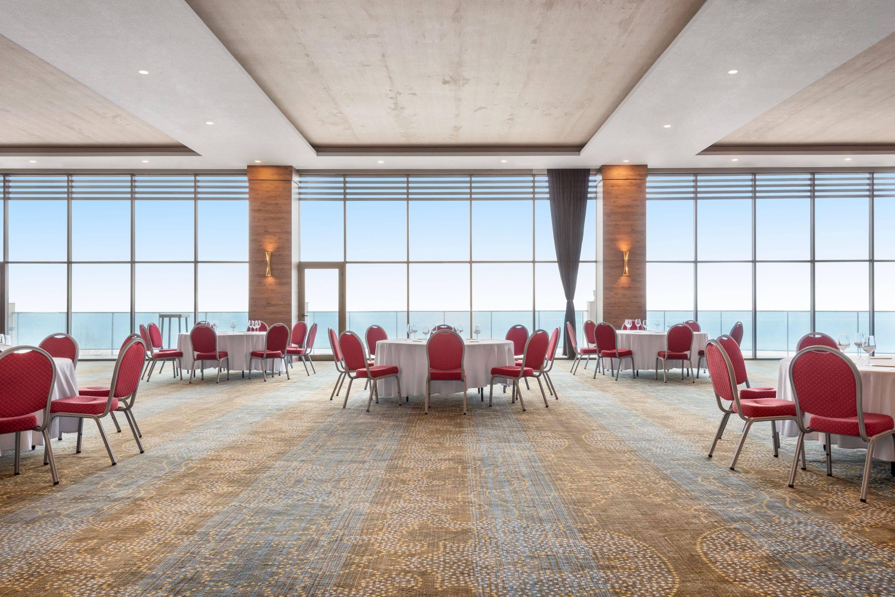 Ramada Resort By Wyndham Unye Extérieur photo