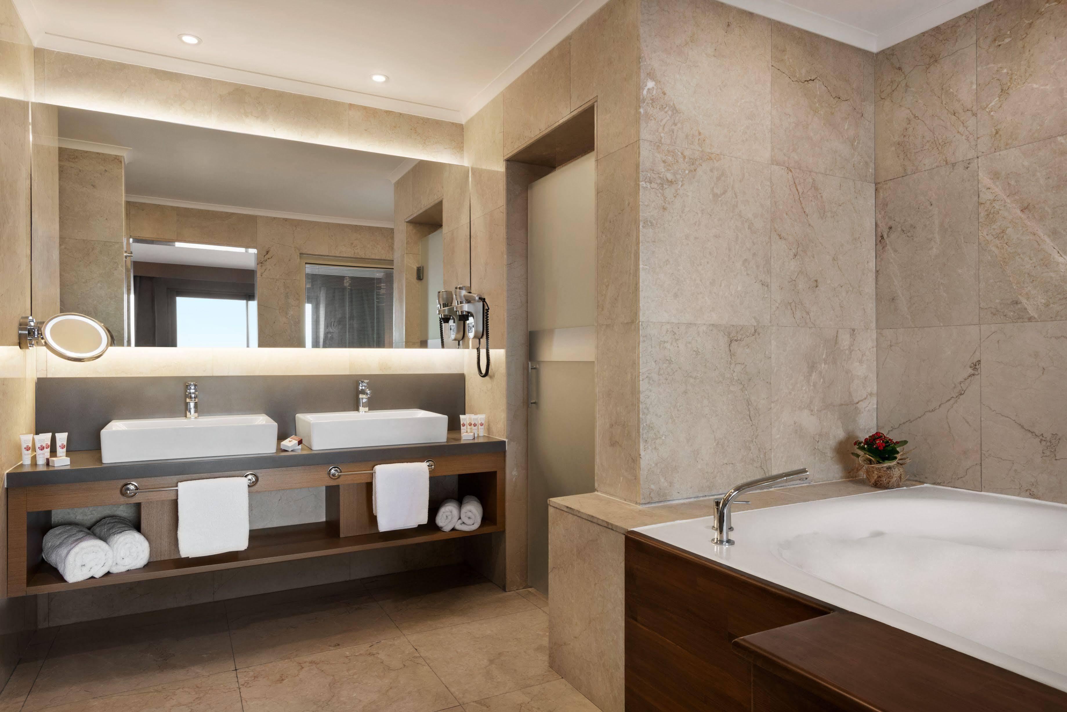 Ramada Resort By Wyndham Unye Extérieur photo