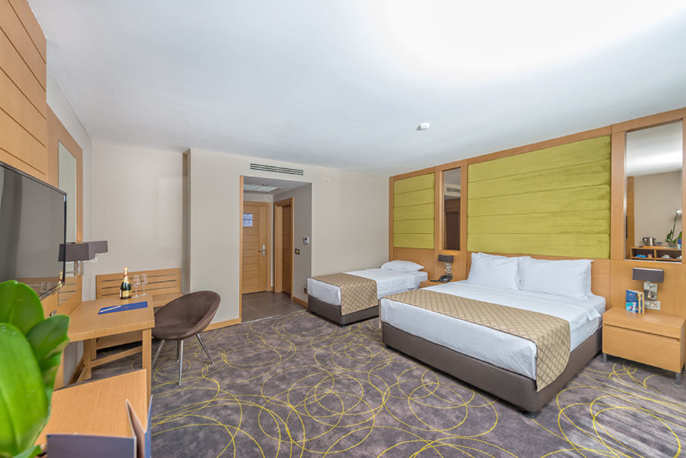 Ramada Resort By Wyndham Unye Extérieur photo