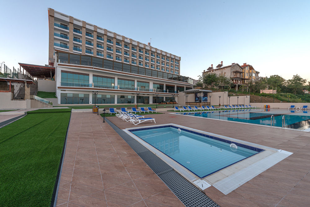 Ramada Resort By Wyndham Unye Extérieur photo
