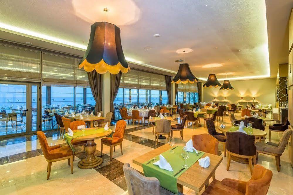 Ramada Resort By Wyndham Unye Extérieur photo