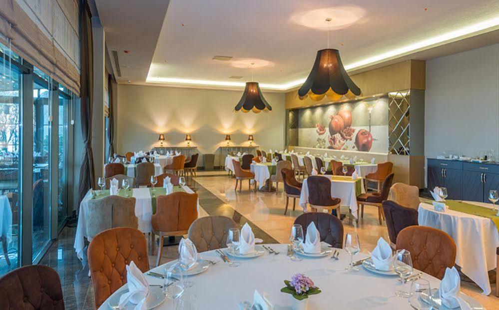 Ramada Resort By Wyndham Unye Extérieur photo