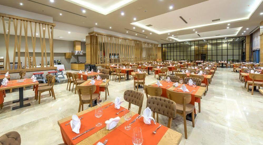 Ramada Resort By Wyndham Unye Extérieur photo