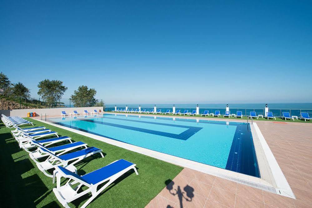 Ramada Resort By Wyndham Unye Extérieur photo